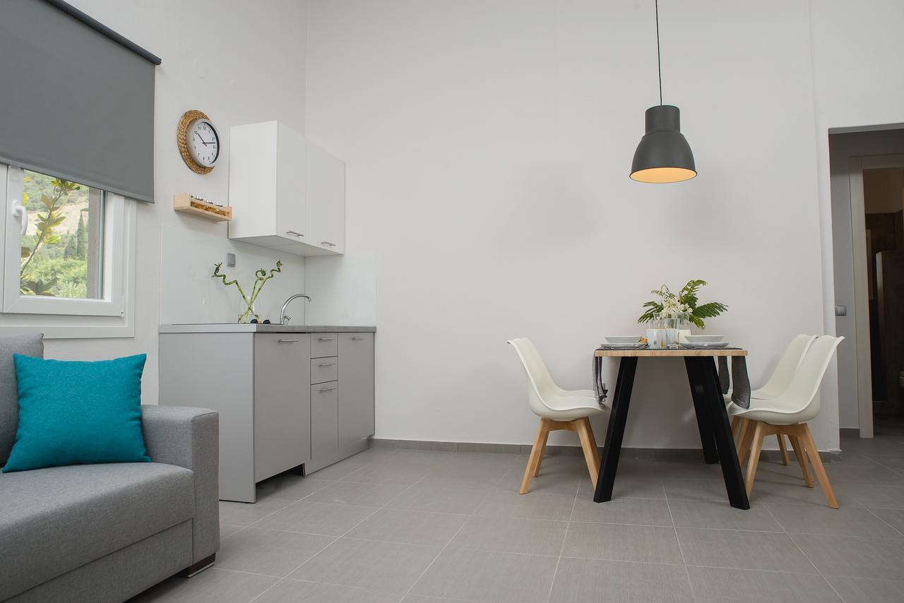Palio Grey Apartments PalaiónTsiflíkion 外观 照片